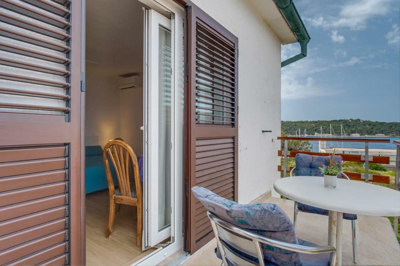 Apartment Marika Mali Lošinj Extérieur photo